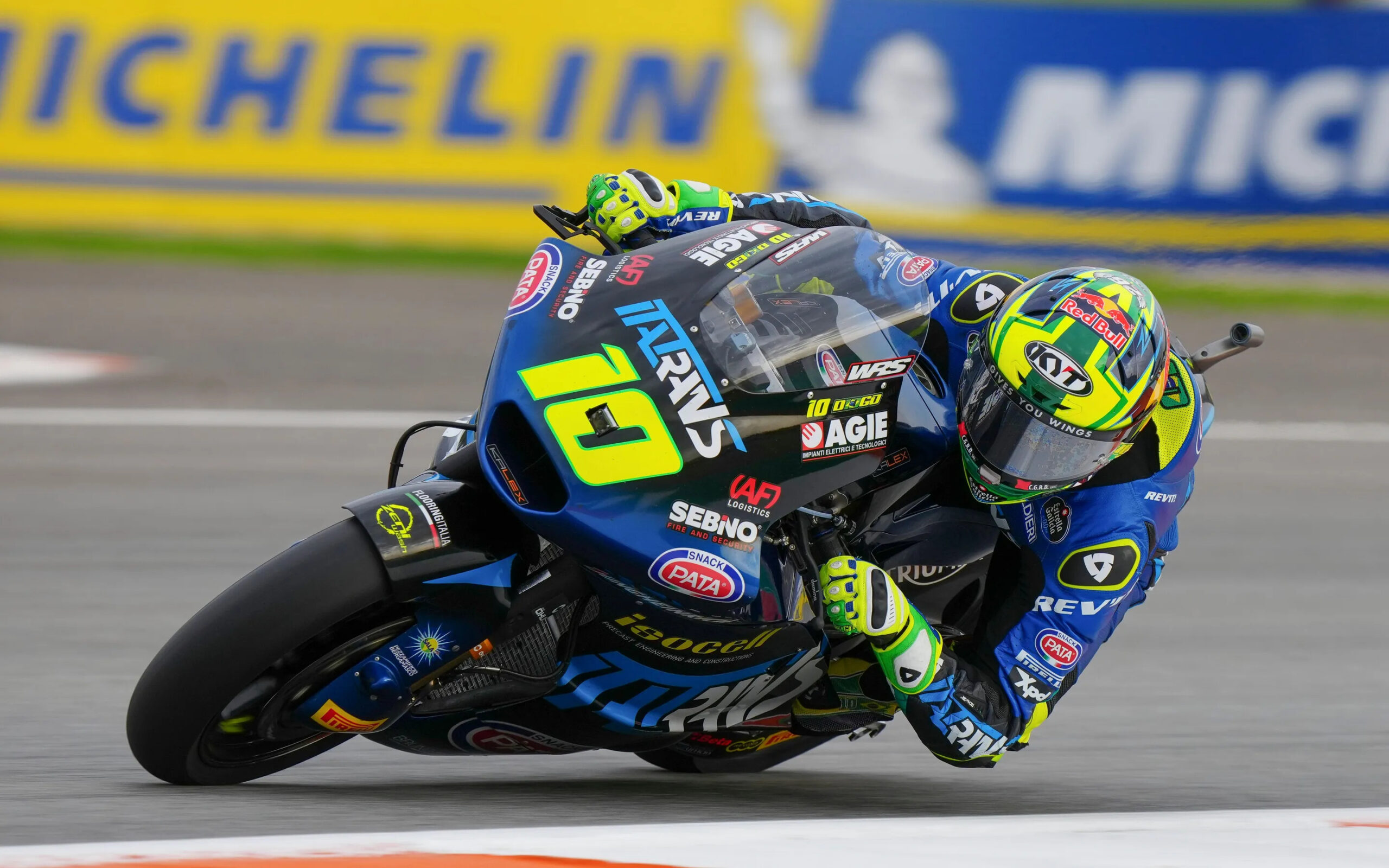 Moreira joga com vantagem e prepara terreno para fechar título da Moto2 em Valência