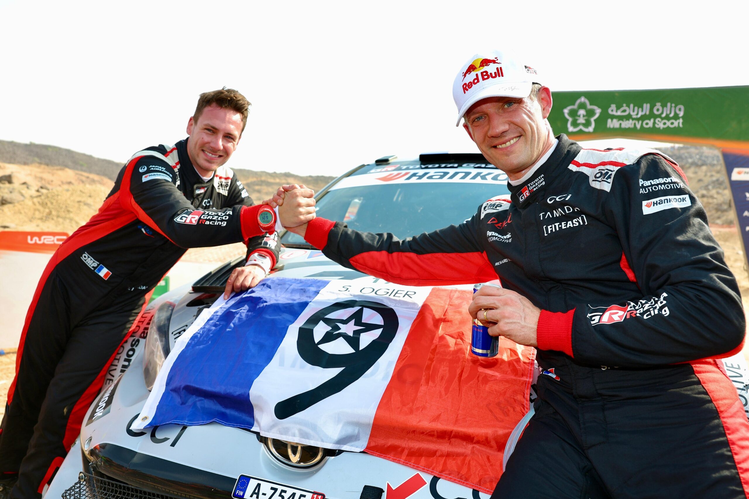 Neuville gana en Arabia Saudita y Ogier se corona nueve veces campeón del WRC