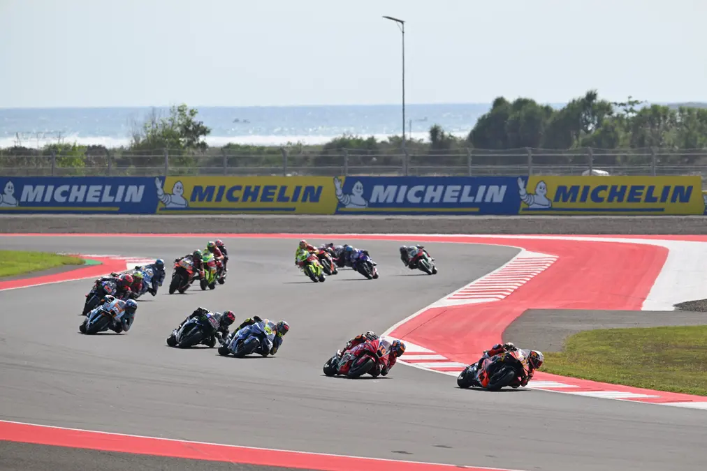 El jefe de LCR confirma el fin del estatus de equipos independientes en MotoGP