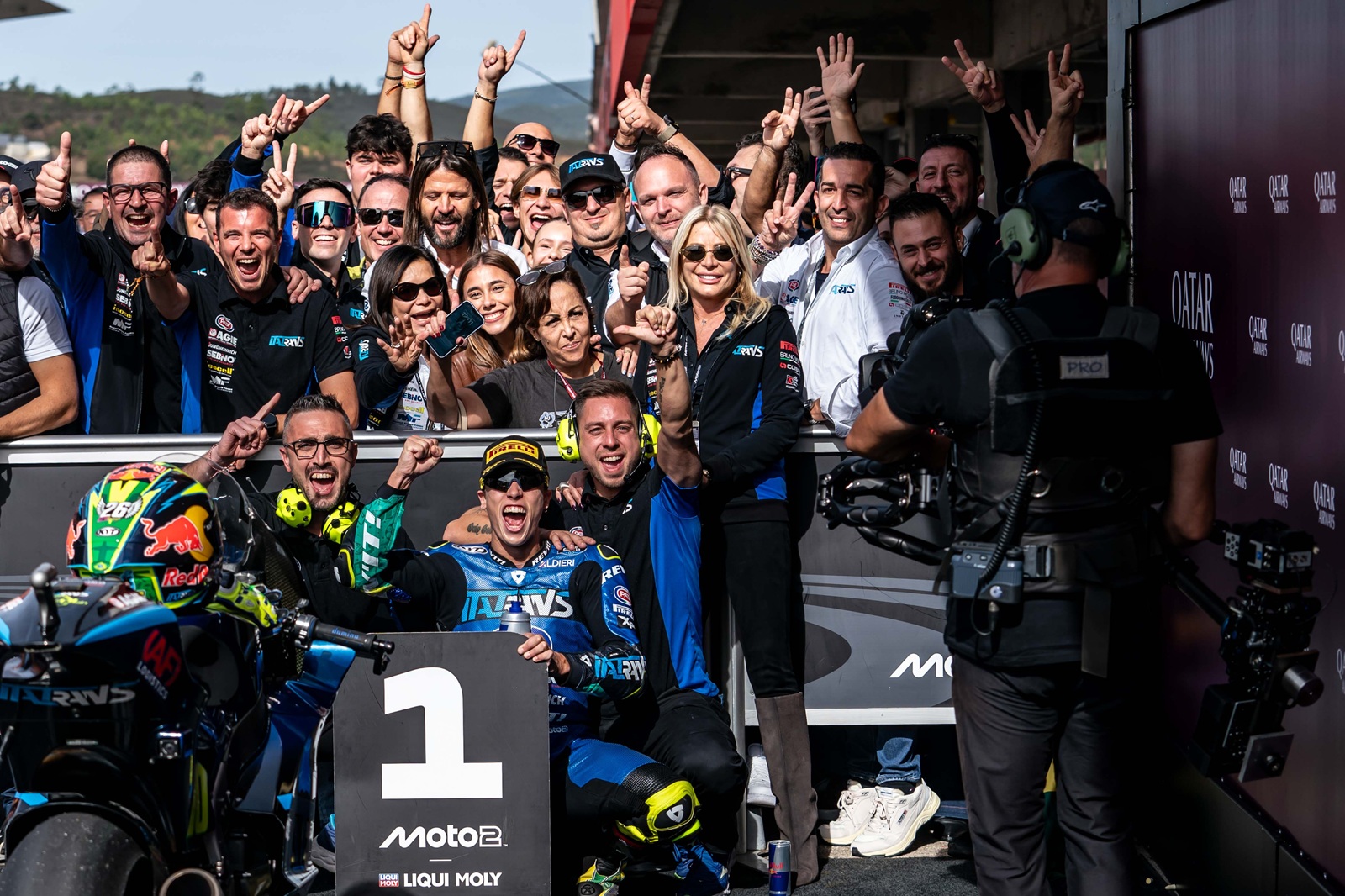 Dona da Italtrans exalta “excepcional” Moreira e aposta: “Será campeão da MotoGP um dia”