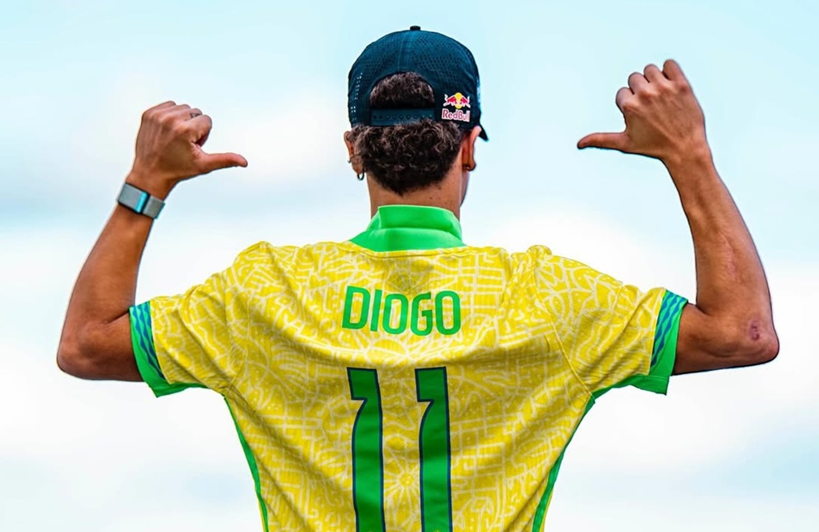 Moreira veste camisa 11 do Brasil e confirma número na MotoGP: “Novo capítulo”