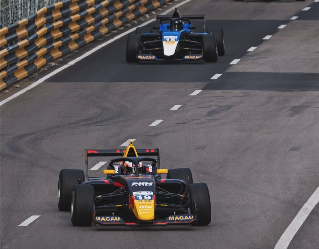 Naël realiza doble sobrepaso y vence en el GP de Macao de Fórmula Regional; Colnaghi, 4°