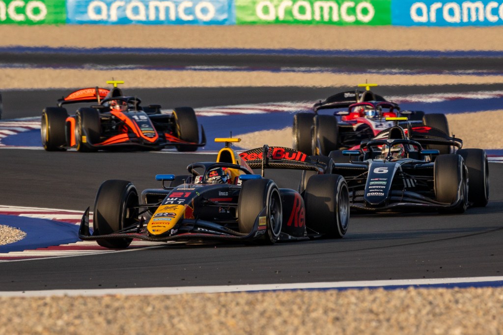 Horarios y transmisiones de la ronda de Qatar, anteúltima fecha de F2 2025