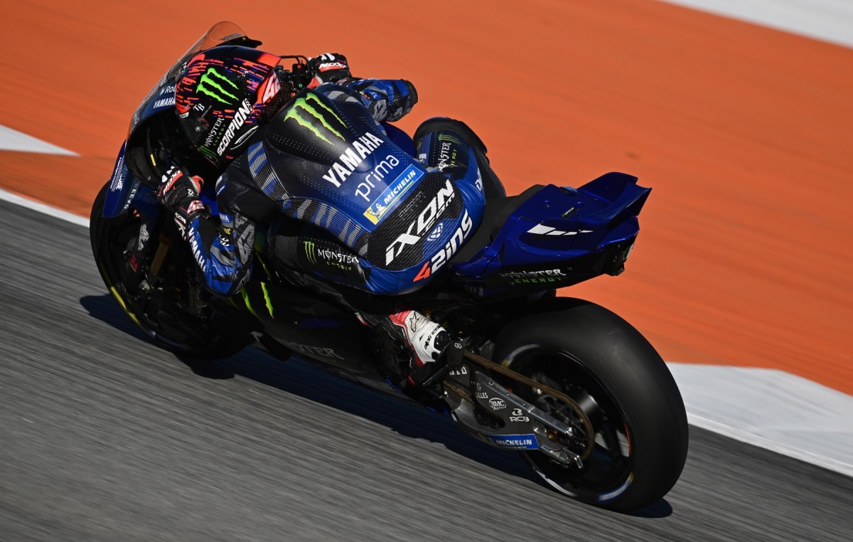 Rins pede união de pilotos em “projeto novo” da Yamaha: “Vai ser muito fácil cometer erros”