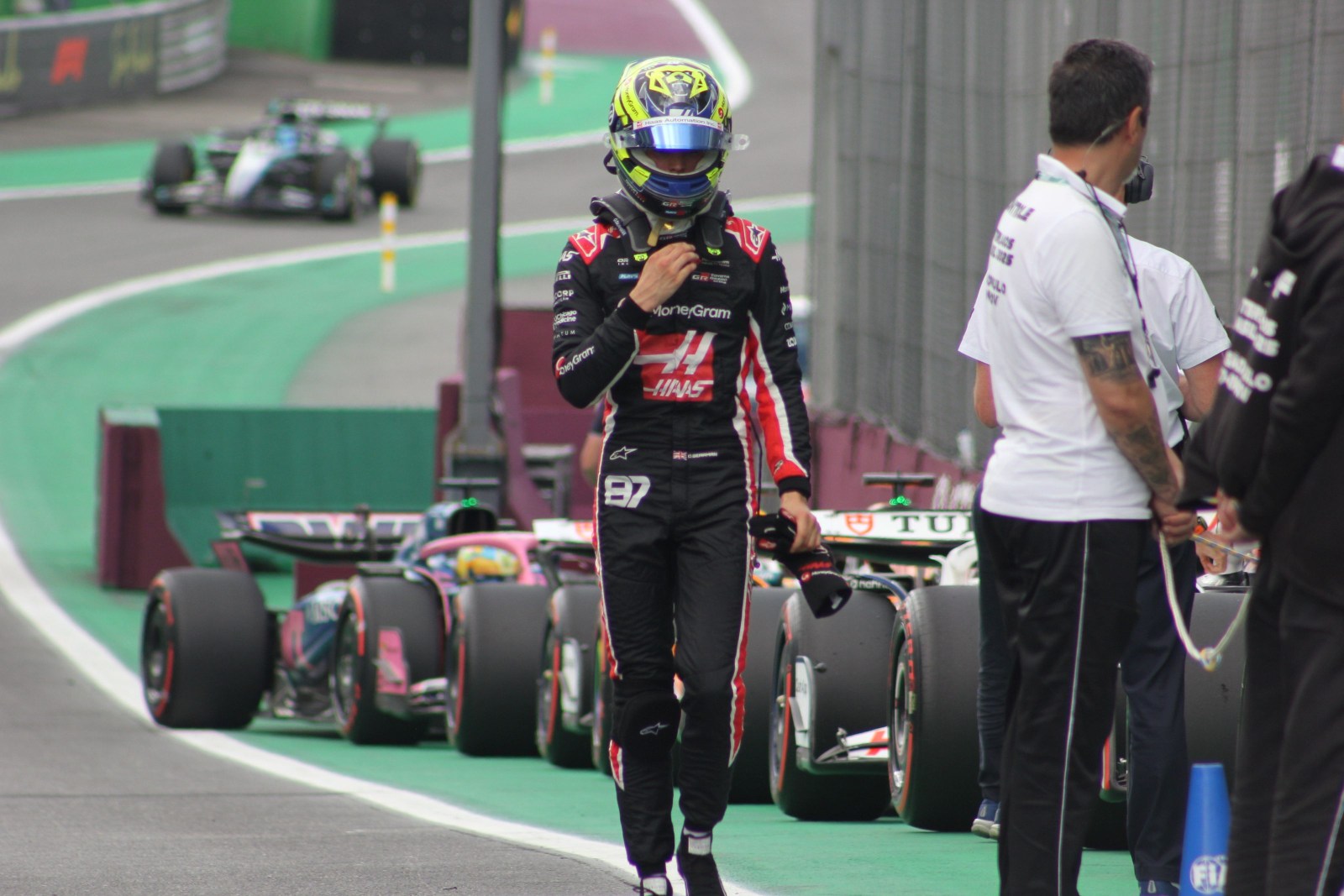 Bearman destaca trabalho da Haas para F1 2026, mas admite: “Sem ideia de como vai ser”