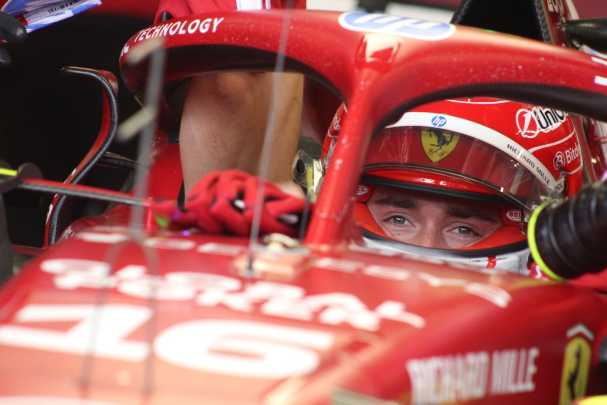 “Ferrari desvia foco da própria culpa e se bota em risco com Leclerc”, diz JP Nascimento