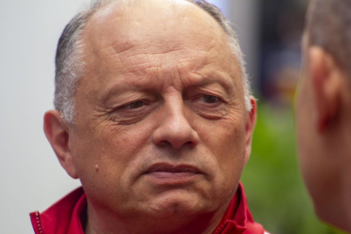 Ferrari chora pitangas e diz que “não há nada positivo” para tirar do GP do Catar