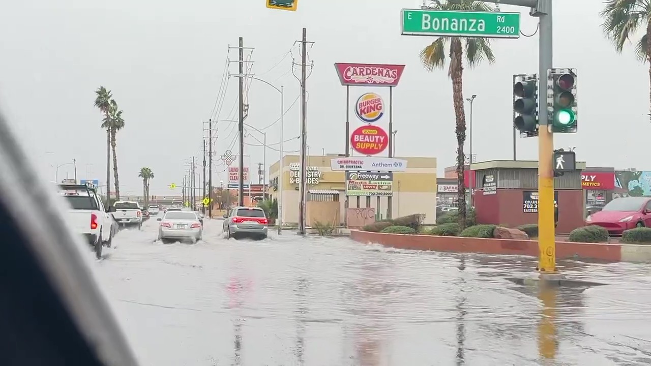 Una tormenta provoca inundaciones en Las Vegas y pone en alerta a la F1