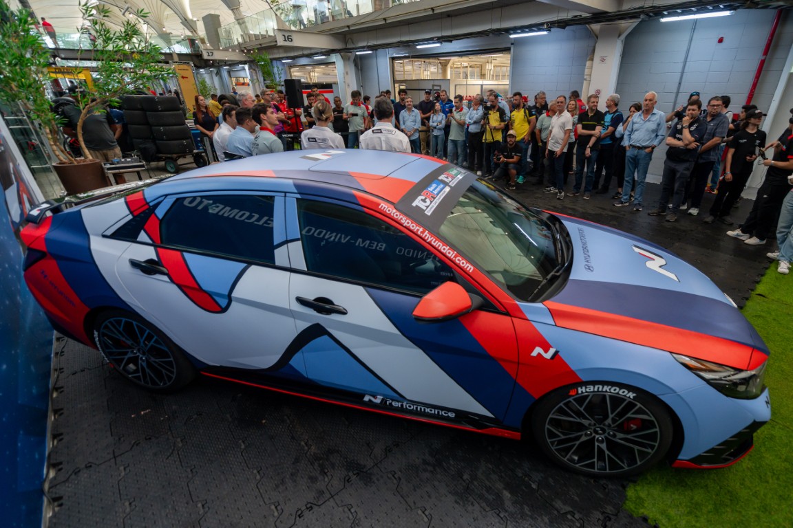 Hyundai anuncia entrada no grid do TCR South America a partir de 2026