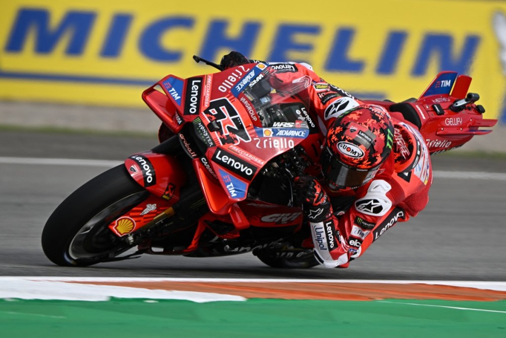 Bagnaia cita aprendizaje de una mala temporada y revela su mayor error en 2025
