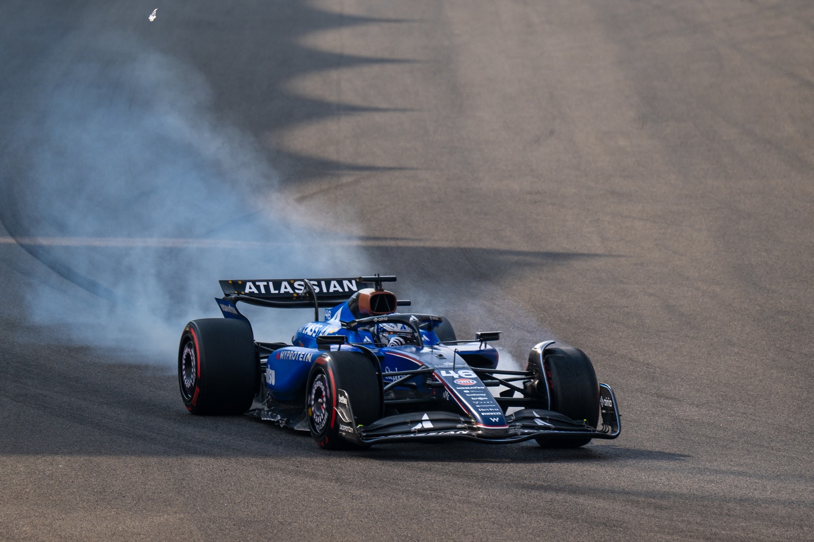 Browning comanda manhã de testes de pós-temporada em Abu Dhabi. Bortoleto é 10º