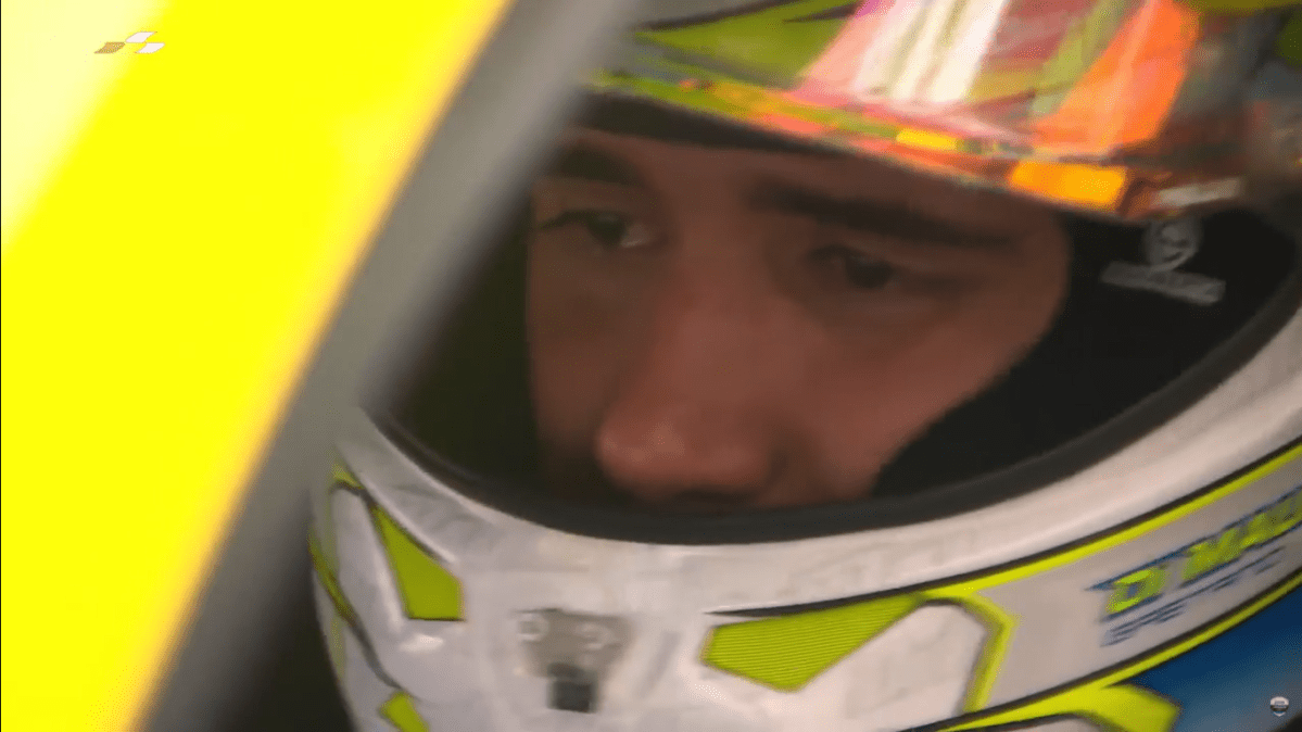 Di Mauro perde liderança da sprint após realinhamento polêmico e chora em Interlagos
