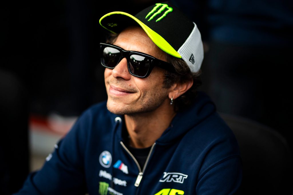 Rossi se entusiasma y revela deseo de competir con Verstappen