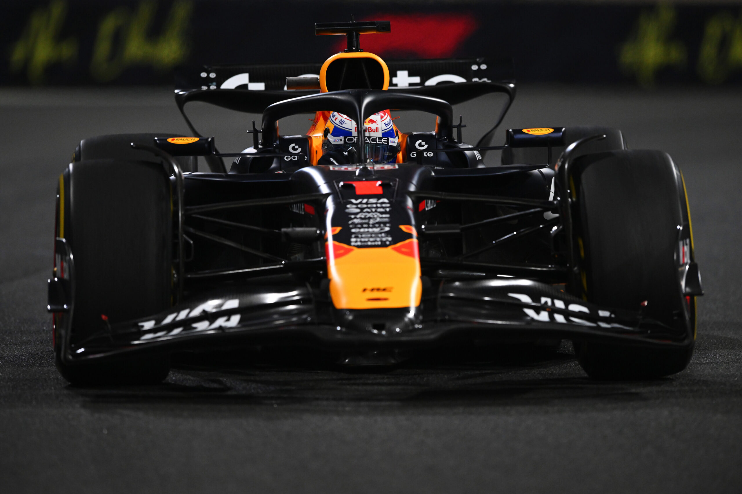 Verstappen pide mejoras a Red Bull en Abu Dhabi: “No somos suficientemente rápidos”