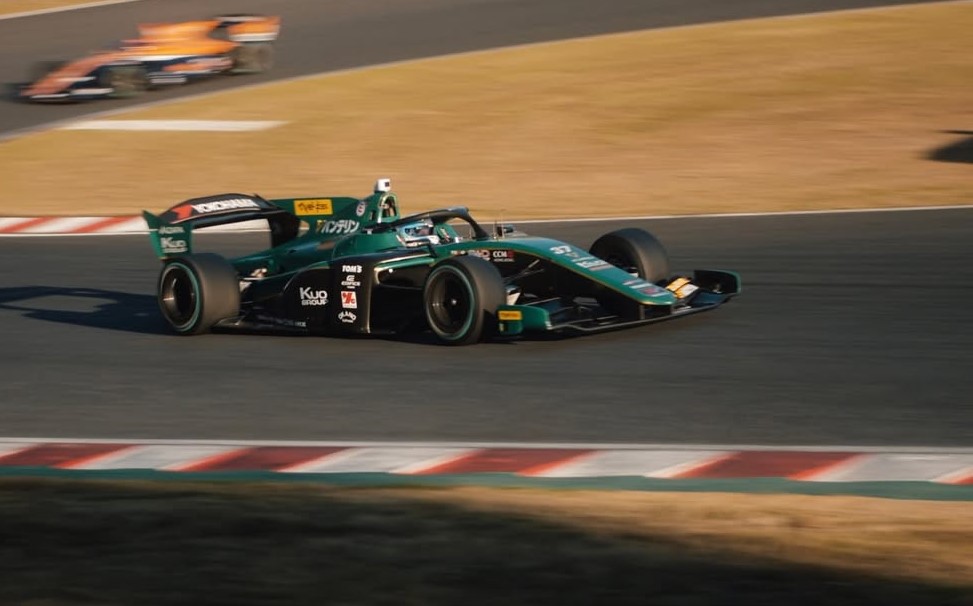 Fenestraz ve “potencial” en pruebas de Súper Fórmula en Suzuka: “Venimos progresando”