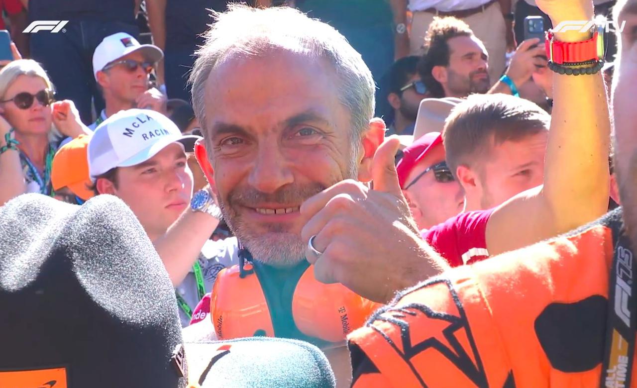 Pai de Norris admite alívio com título do filho na F1: “Eu me tranquei no quarto”