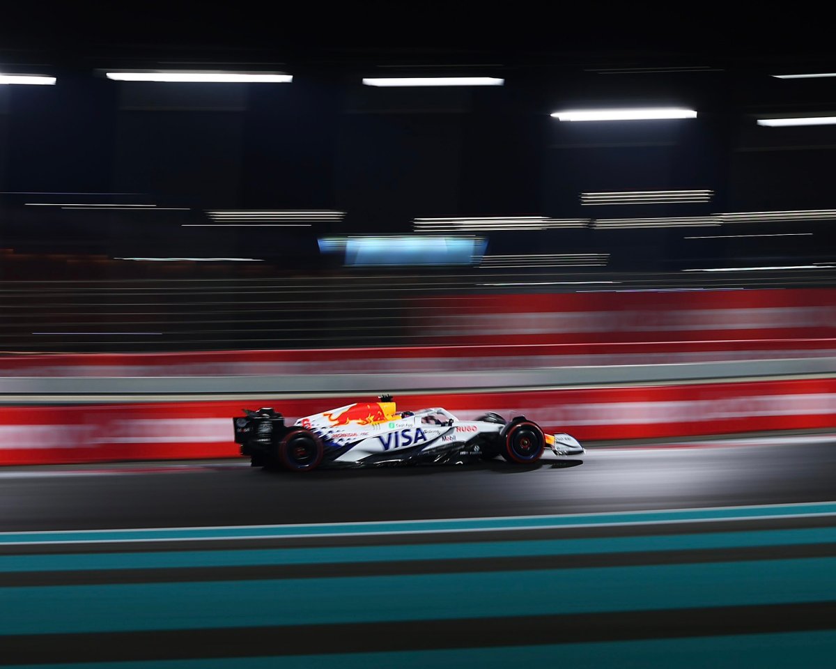 Hadjar se contenta com 9º lugar no grid de Abu Dhabi: “Máximo possível”