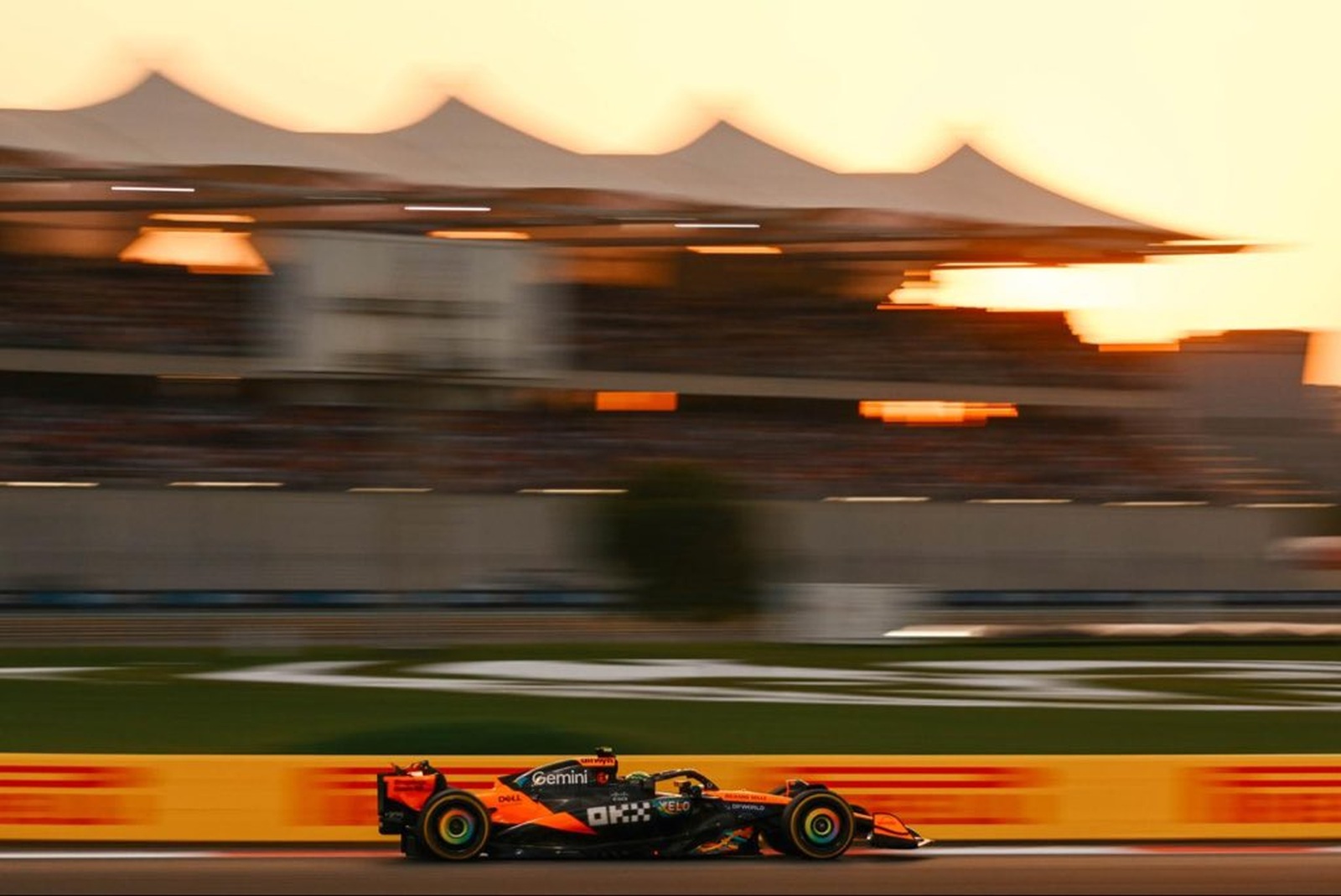 Norris conquista título da Fórmula 1 2025 com pódio no GP de Abu Dhabi. Verstappen vence
