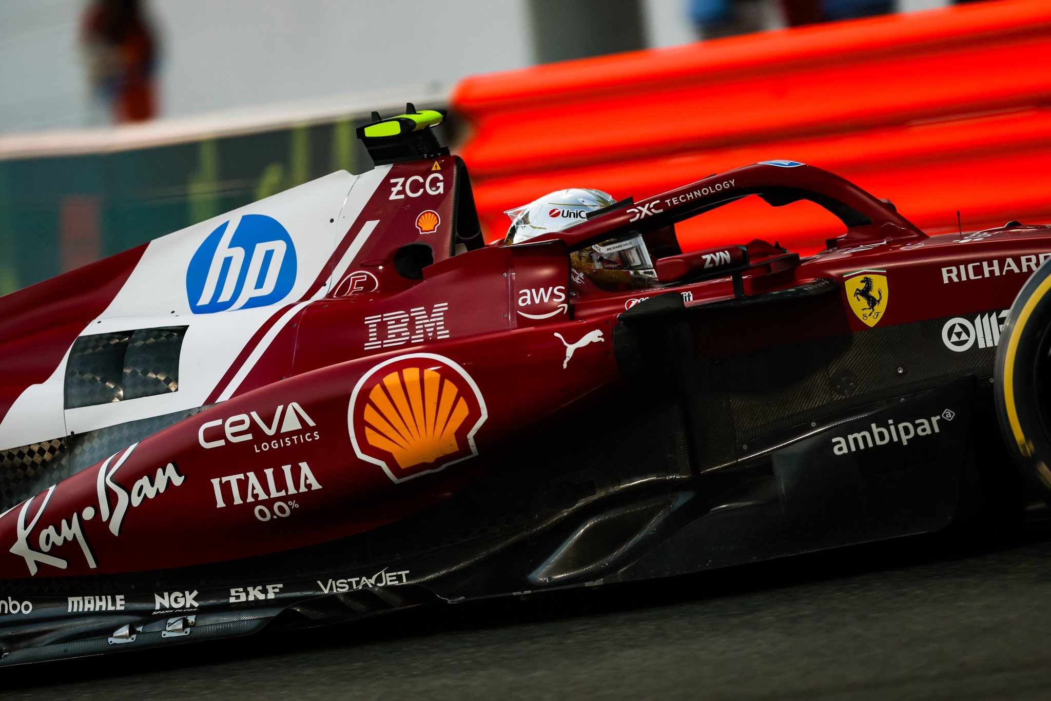 Hamilton repete posição de grid de Latifi em 2021 no GP de Abu Dhabi