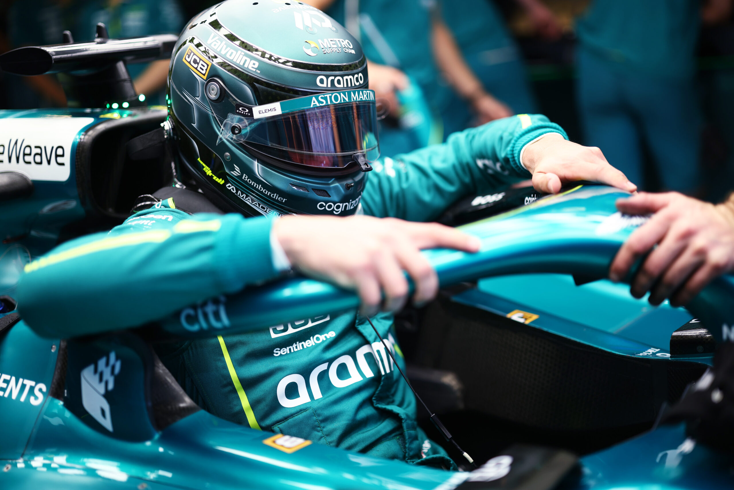 Aston Martin estreia e Ferrari retorna: o que esperar do 4º dia de testes da F1 em Barcelona