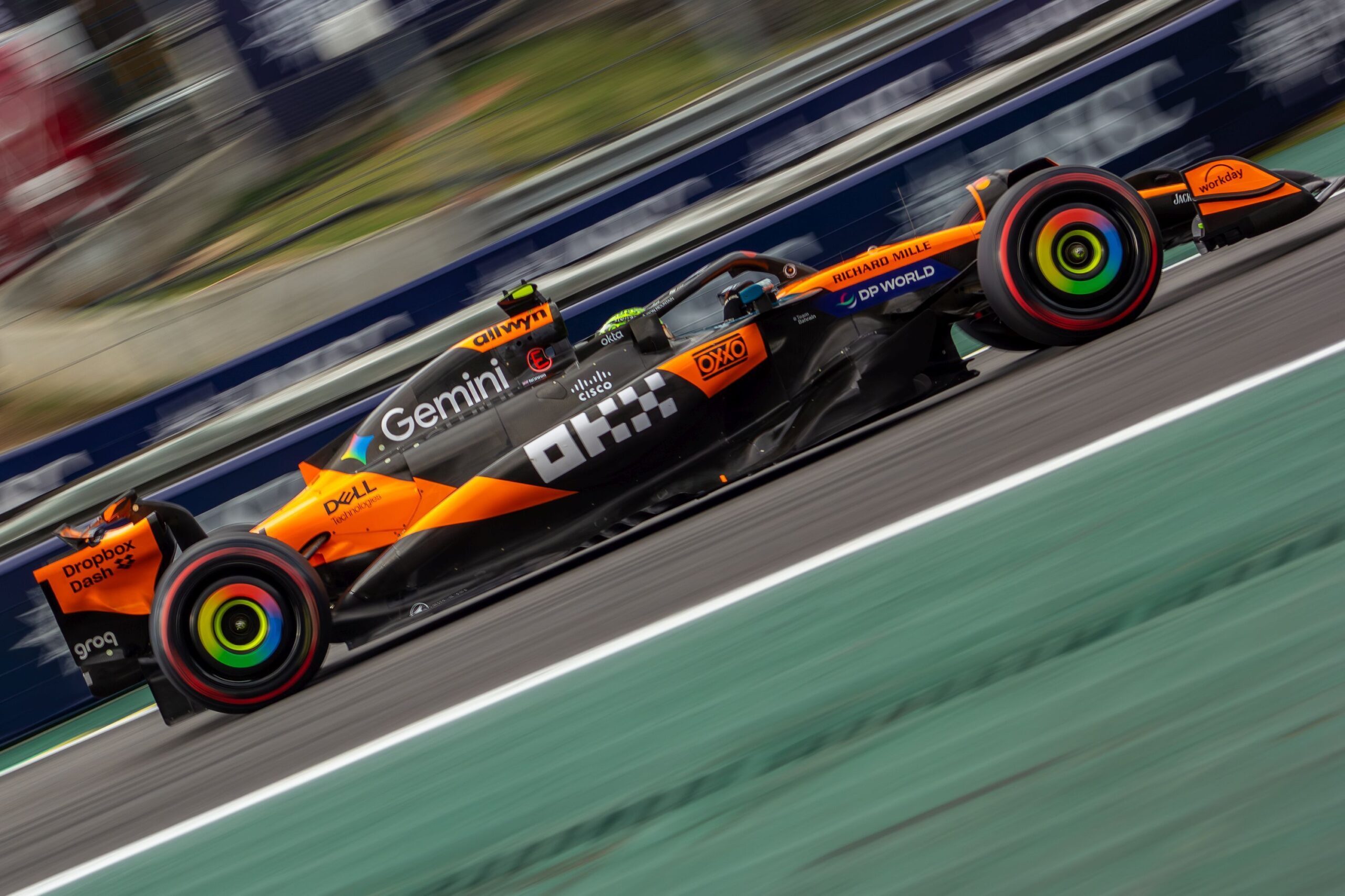 Norris diz que má fase do início do ano “abriu caminho” para virada por título da F1 2025