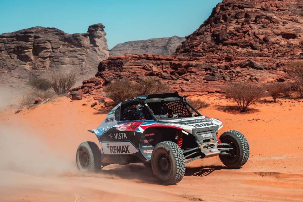 Benavides es 2° en la primera parte de la etapa maratón del Dakar 2026 en Challenger
