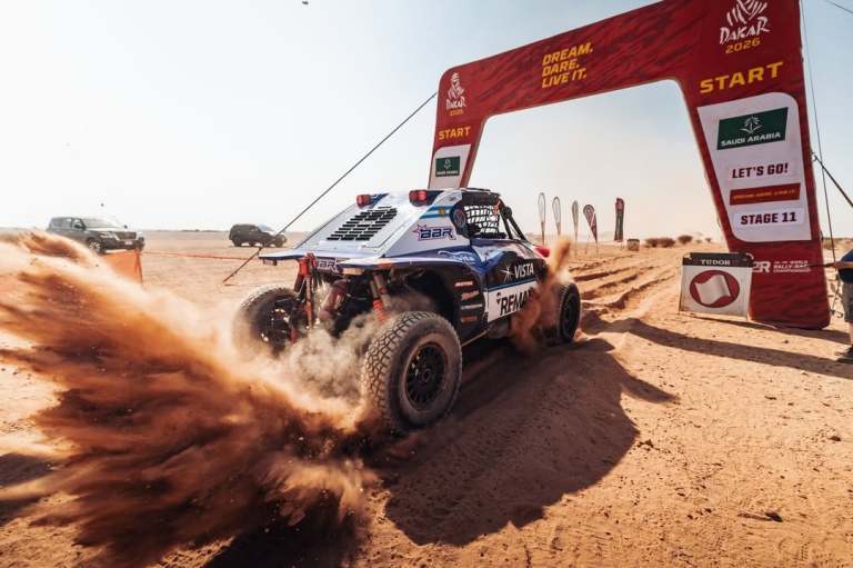 Benavides triunfa en la etapa 12 del Dakar 2026 en Challenger y Cavigliasso trepa al podio