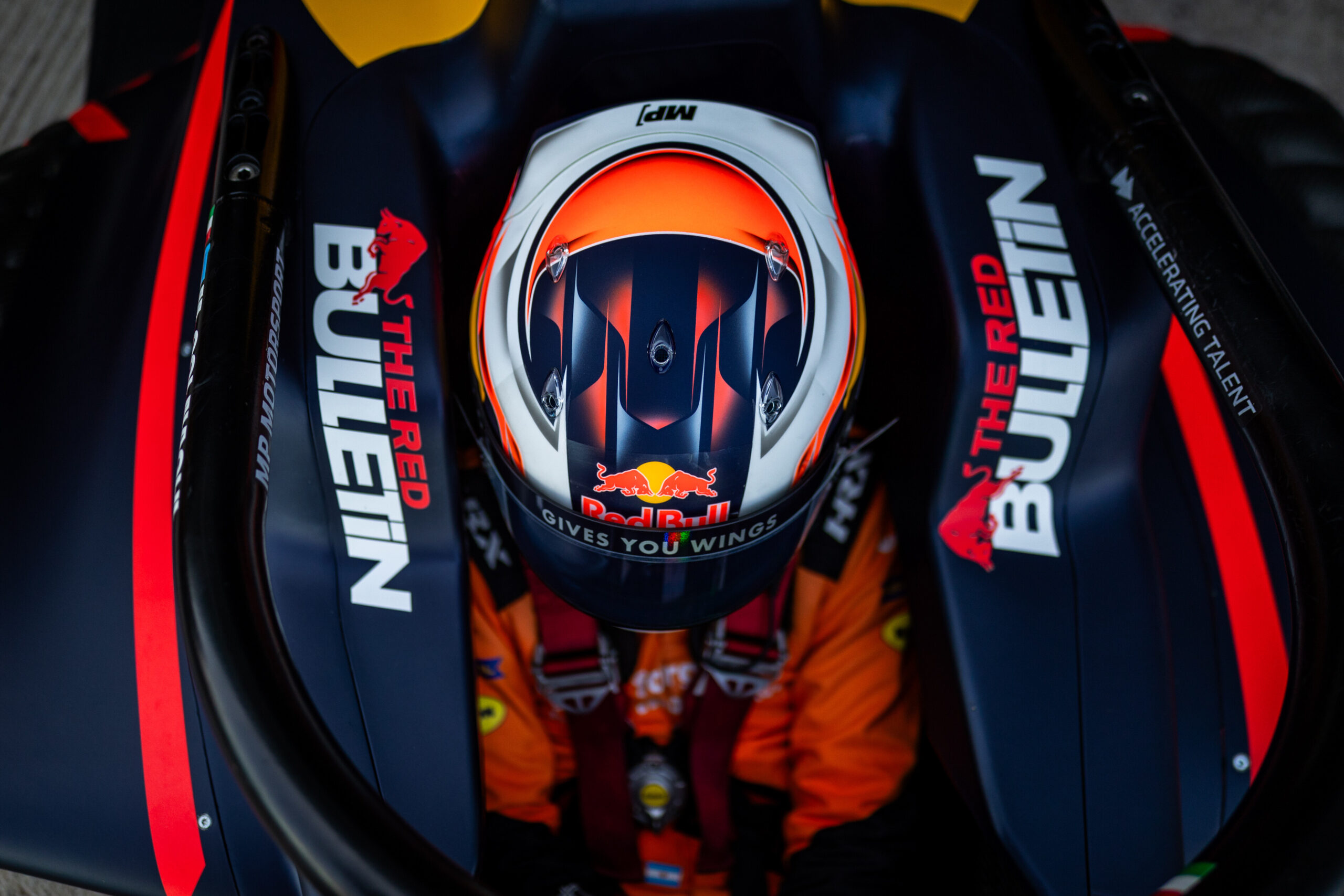 Colnaghi destaca “impulso y exigencia” de Red Bull antes de su debut en F3 2026