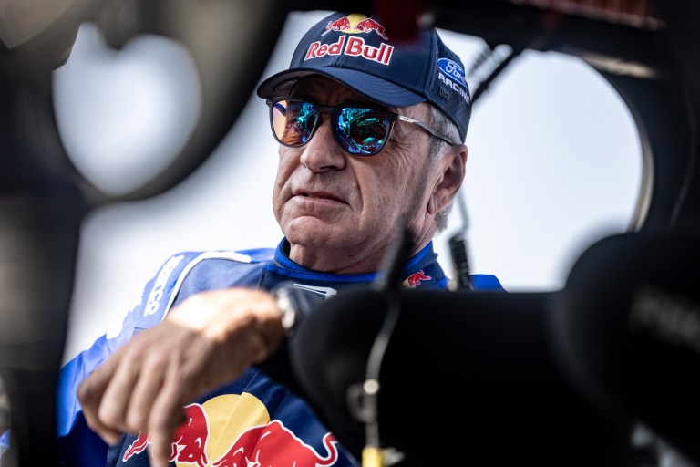 Sainz acepta el 5.º puesto y deja su futuro abierto: “Mi último Dakar está cerca”