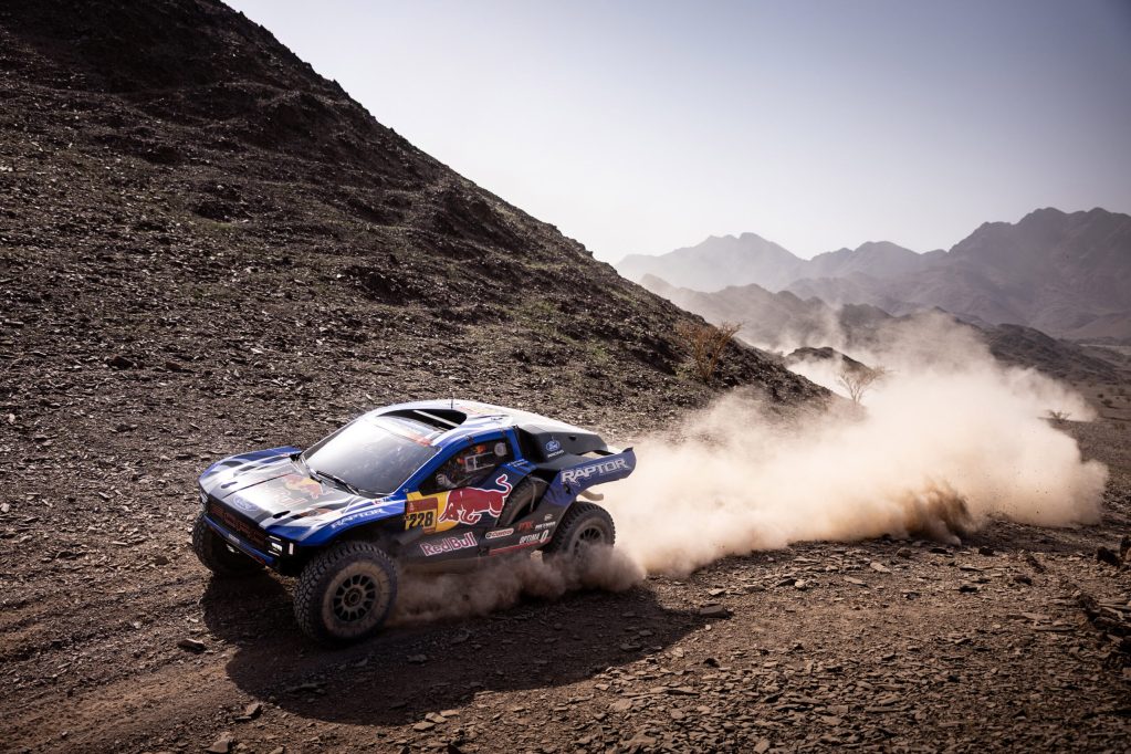 Guthrie aprovecha sanción a Roma y gana la quinta etapa del Dakar 2026; Lategan es 17°