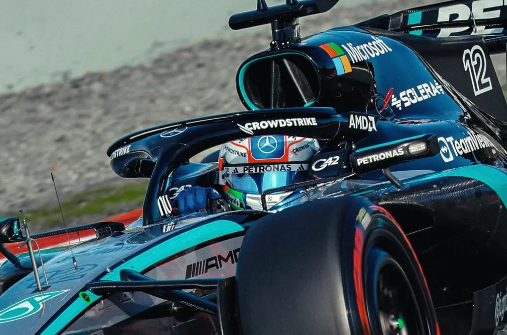 Antonelli destaca pilotaje del nuevo auto de Mercedes: “Mejor sensación que en 2025”