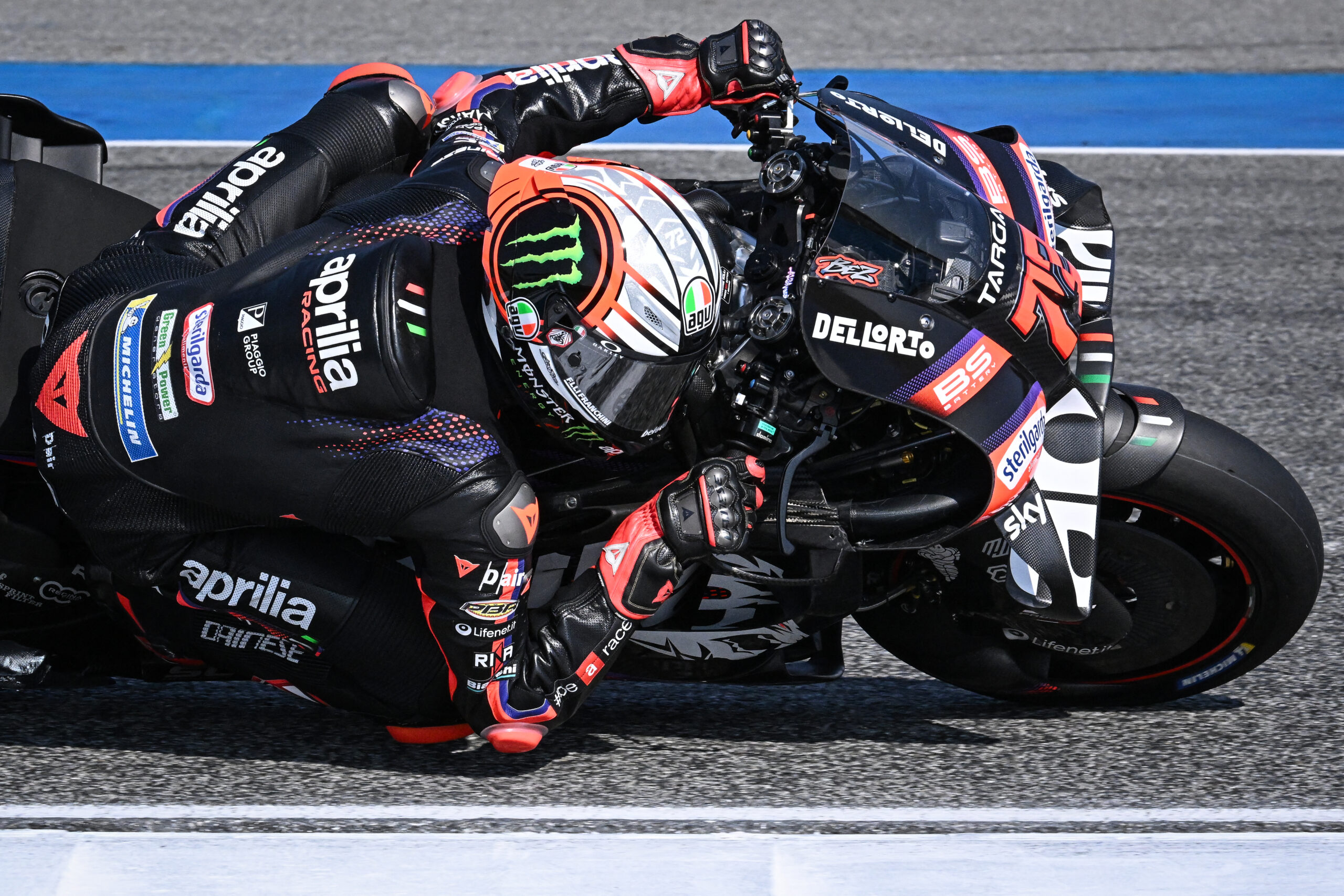 Bezzecchi reforça bom momento e lidera TL1 da MotoGP na Tailândia. Moreira fecha em 16º