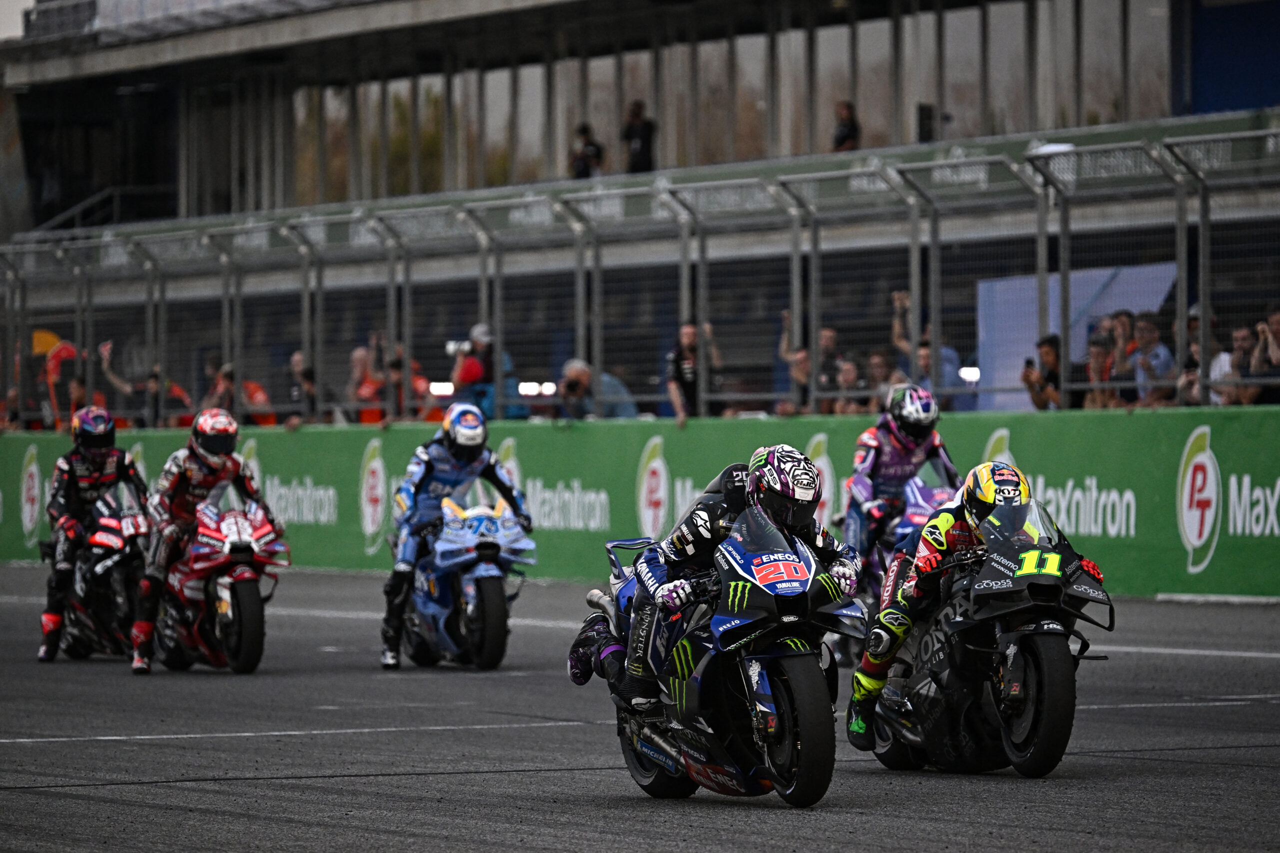 MotoGP negocia salário mínimo para pilotos em novo acordo comercial para 2027