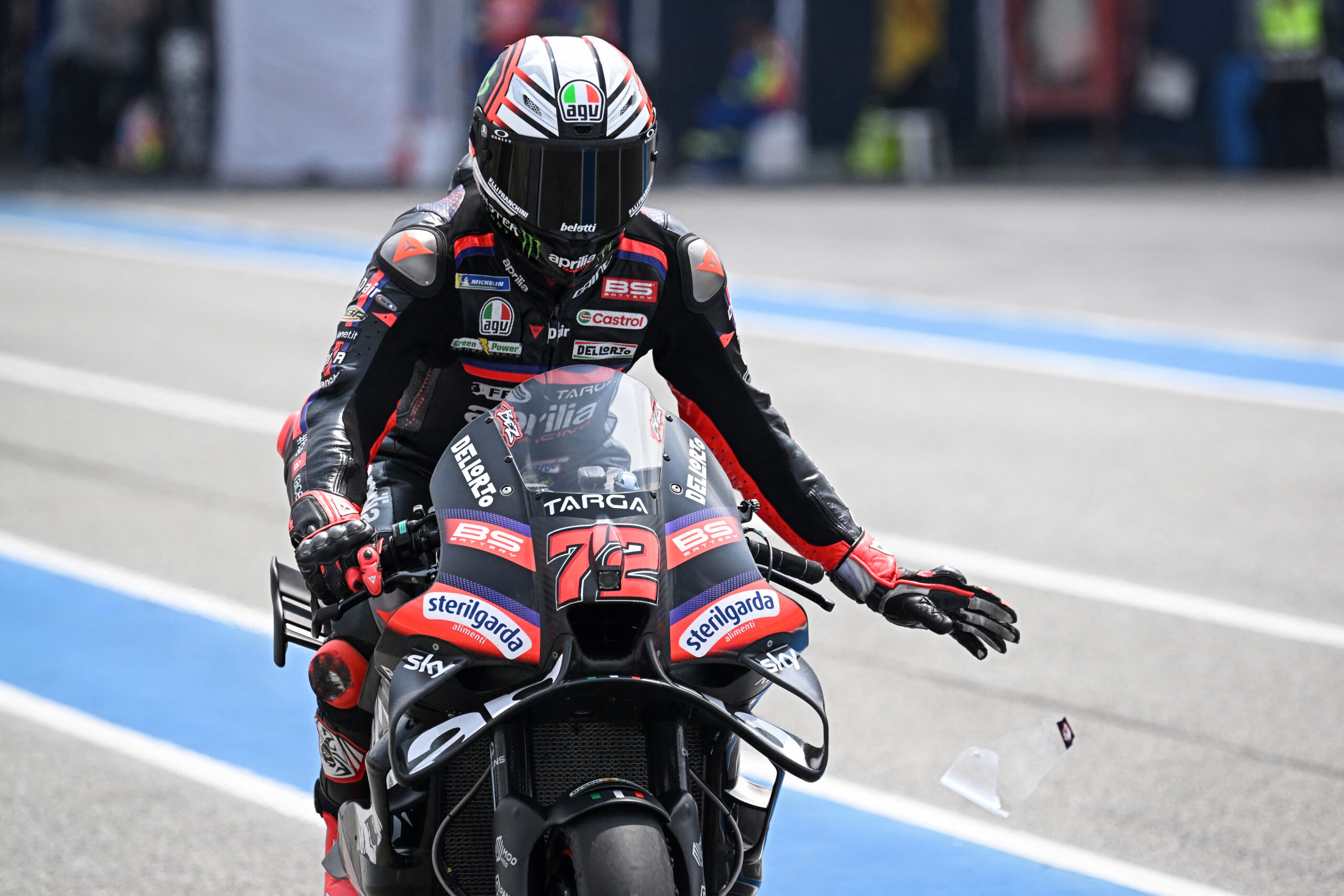 Bezzecchi destroça recorde na Tailândia e comanda treino da MotoGP. Moreira é 18º