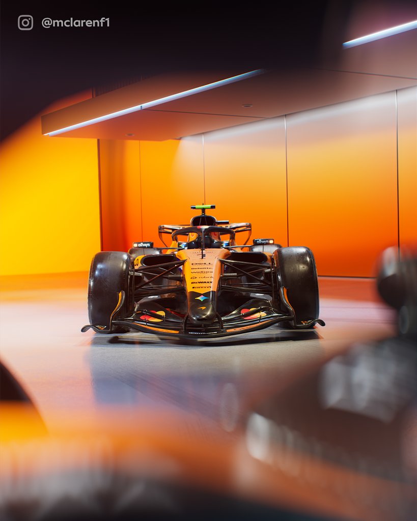 PINTURA 10: McLAREN