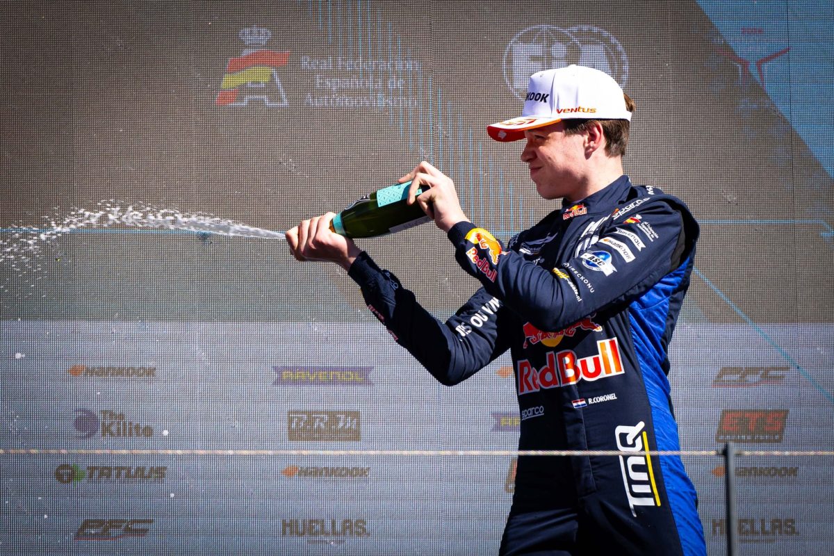 Coronel vence corrida 3 e breca domínio de Monteiro em etapa da F4 Espanhola em Jerez
