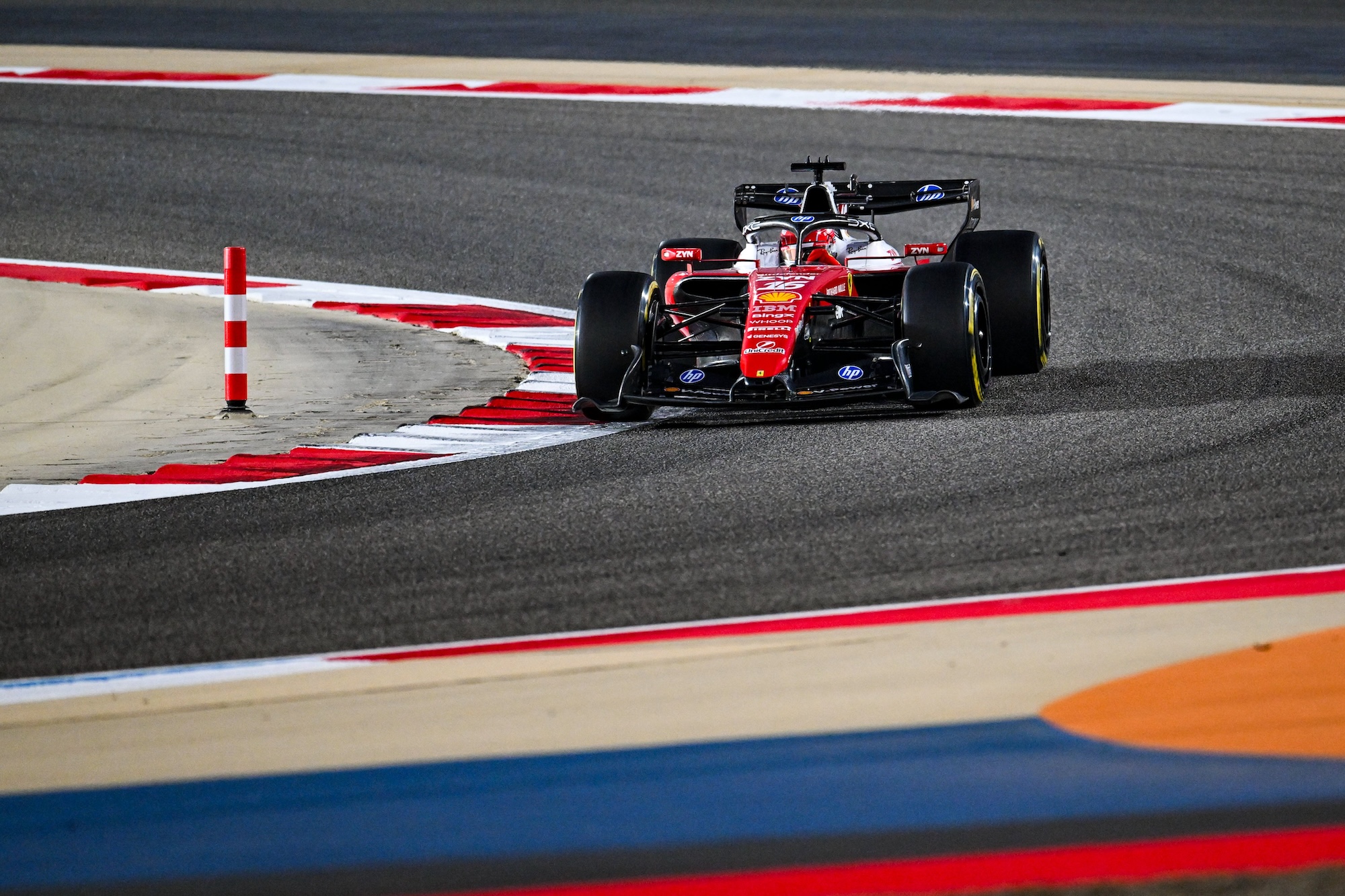 GUIA 2026: Ferrari encara F1 sob pressão, mas com esperanças no novo regulamento
