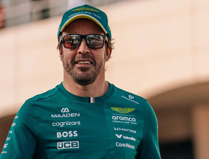Alonso cree en la recuperación y opina que Aston Martin “debe caminar antes que correr”