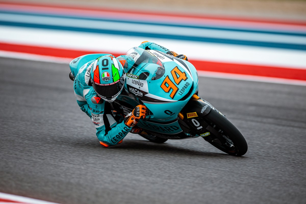 Pini aproveita vacilo de rivais na última curva nos EUA e vence pela 1ª vez na Moto3