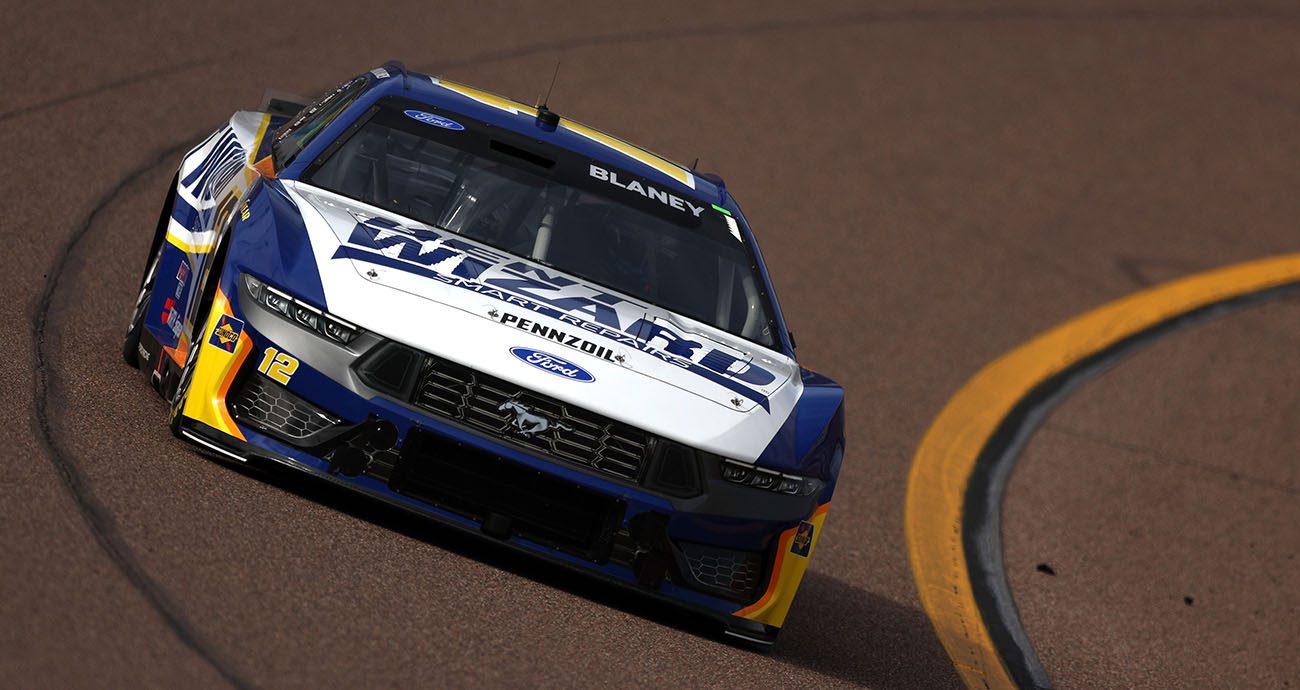 Blaney se recupera en Phoenix y logra su primera victoria en NASCAR 2026