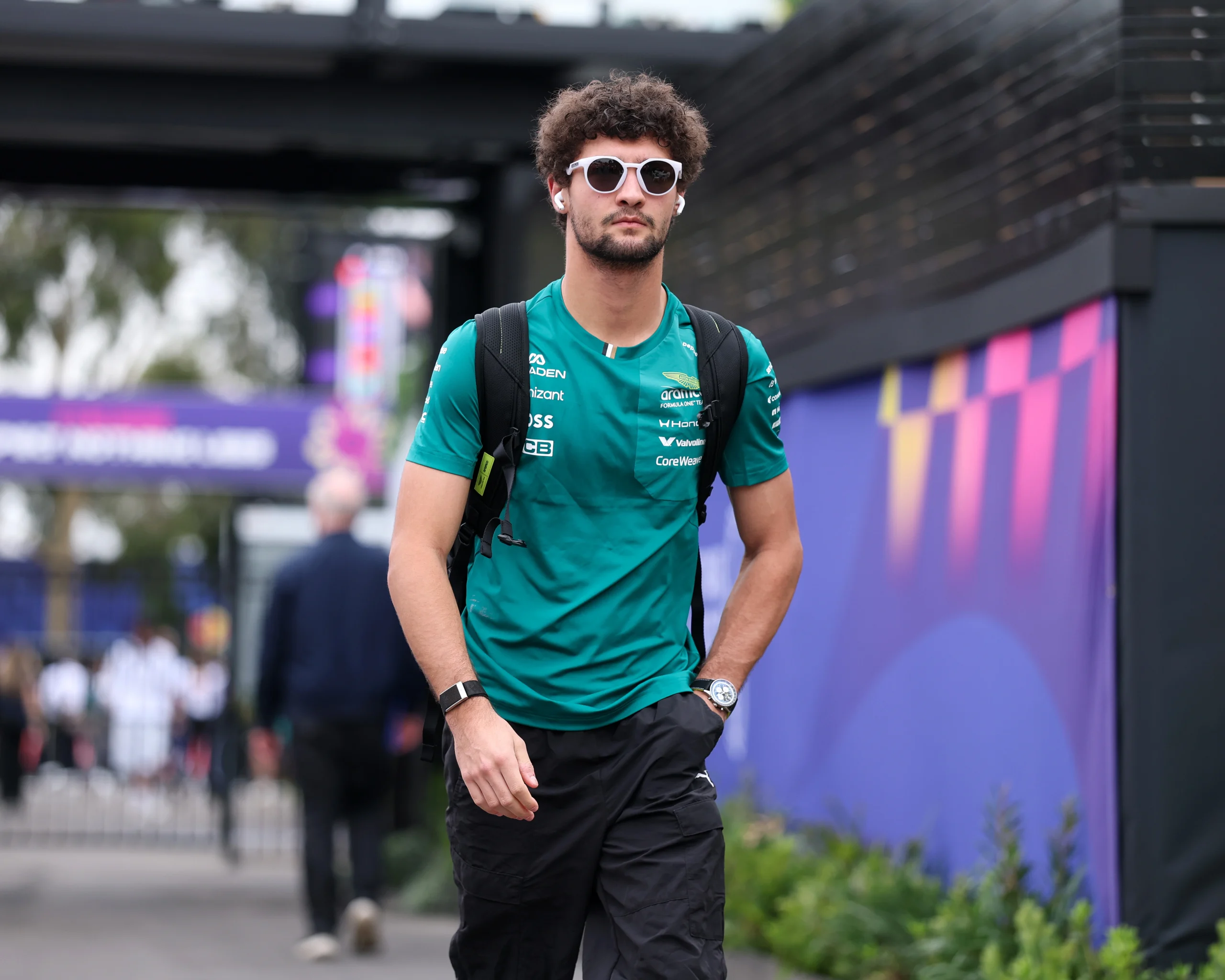 Crawford vê chances na F1 diminuírem e aponta Indy como “caminho natural”