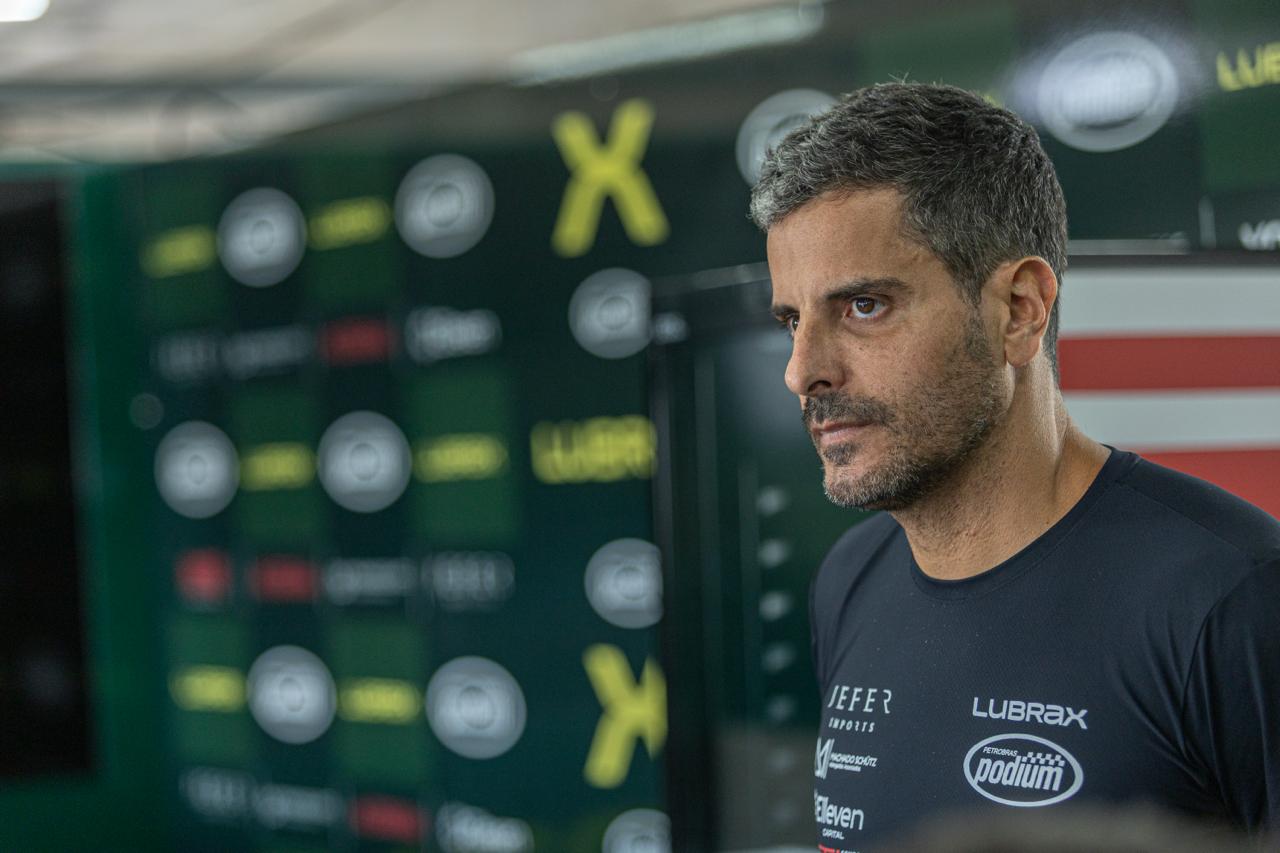 Campos celebra pódio “para voltar para o campeonato” em sprint de Santa Cruz do Sul