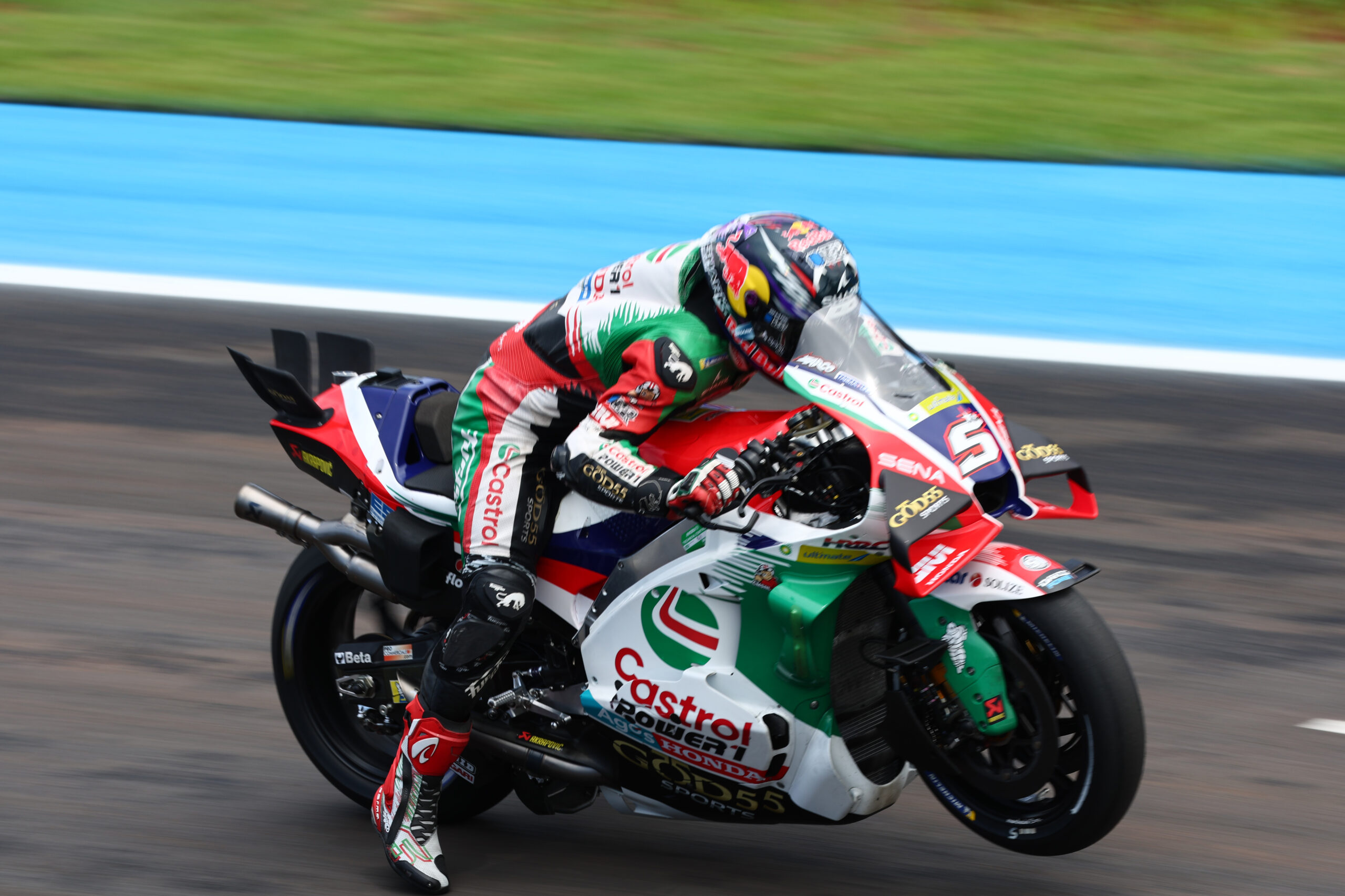 Zarco lidera treino do GP do Brasil encurtado pela chuva. Moreira cai e é 15º