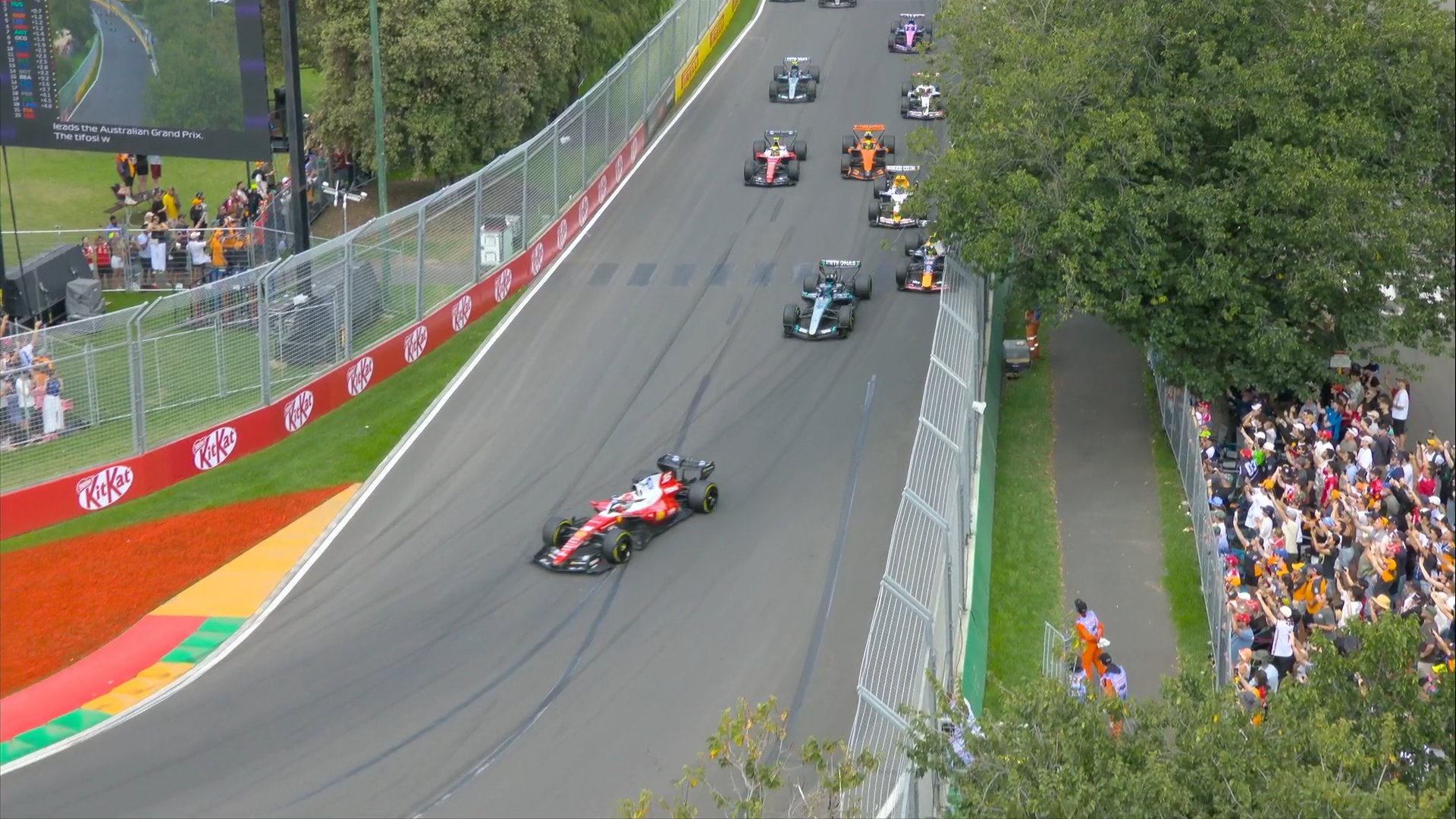 Cofundador de Fórmula E ve aproximación conceptual con F1 y declara: “Es un error”
