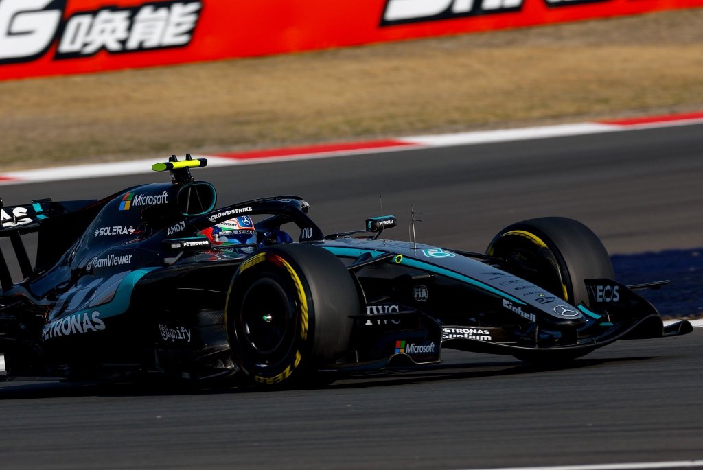 Antonelli hace historia al marcar la pole del GP de China; Colapinto, 12°