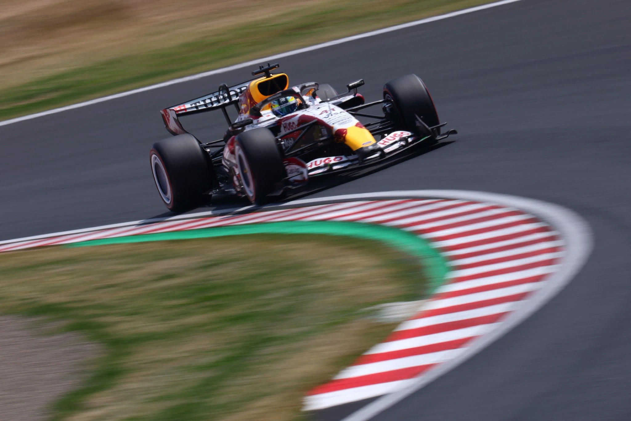 Lindblad celebra su llegada a la Q3 del GP de Japón: “Muy contento”