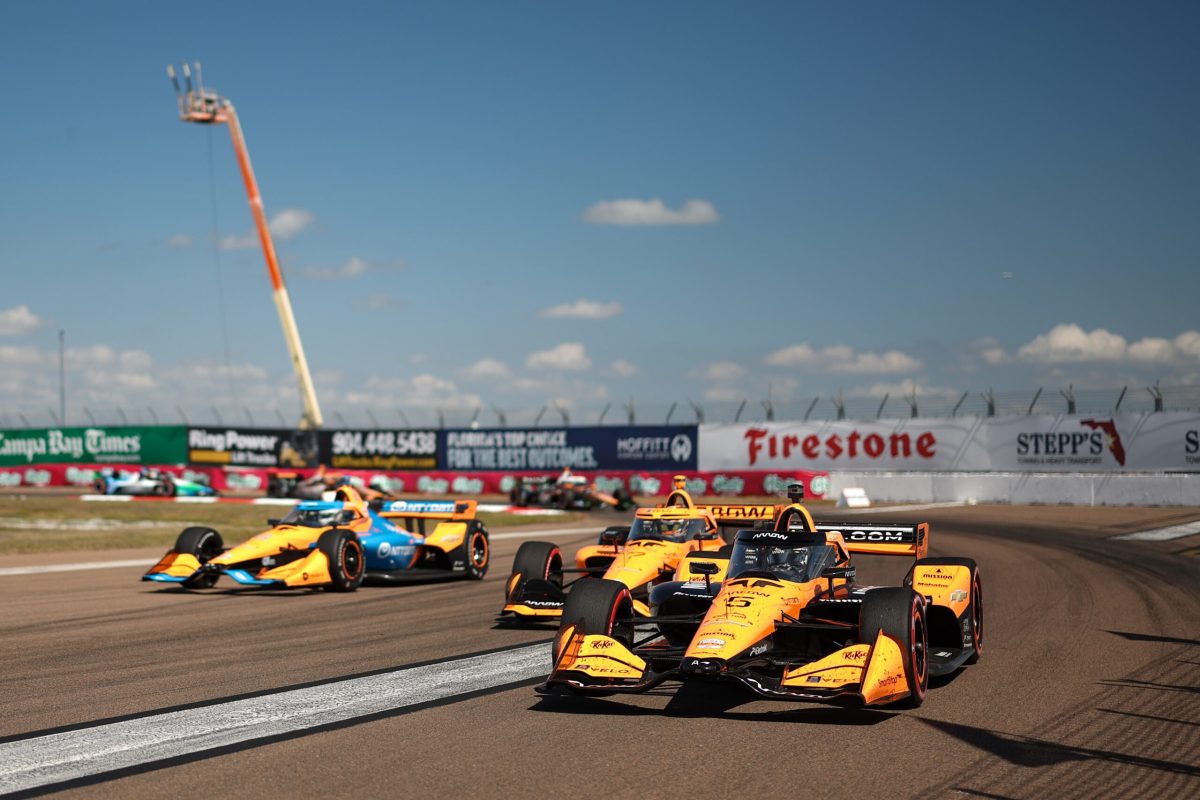 Lundgaard reclama por passar “umas boas 20 voltas” atrás de O’Ward em St. Pete