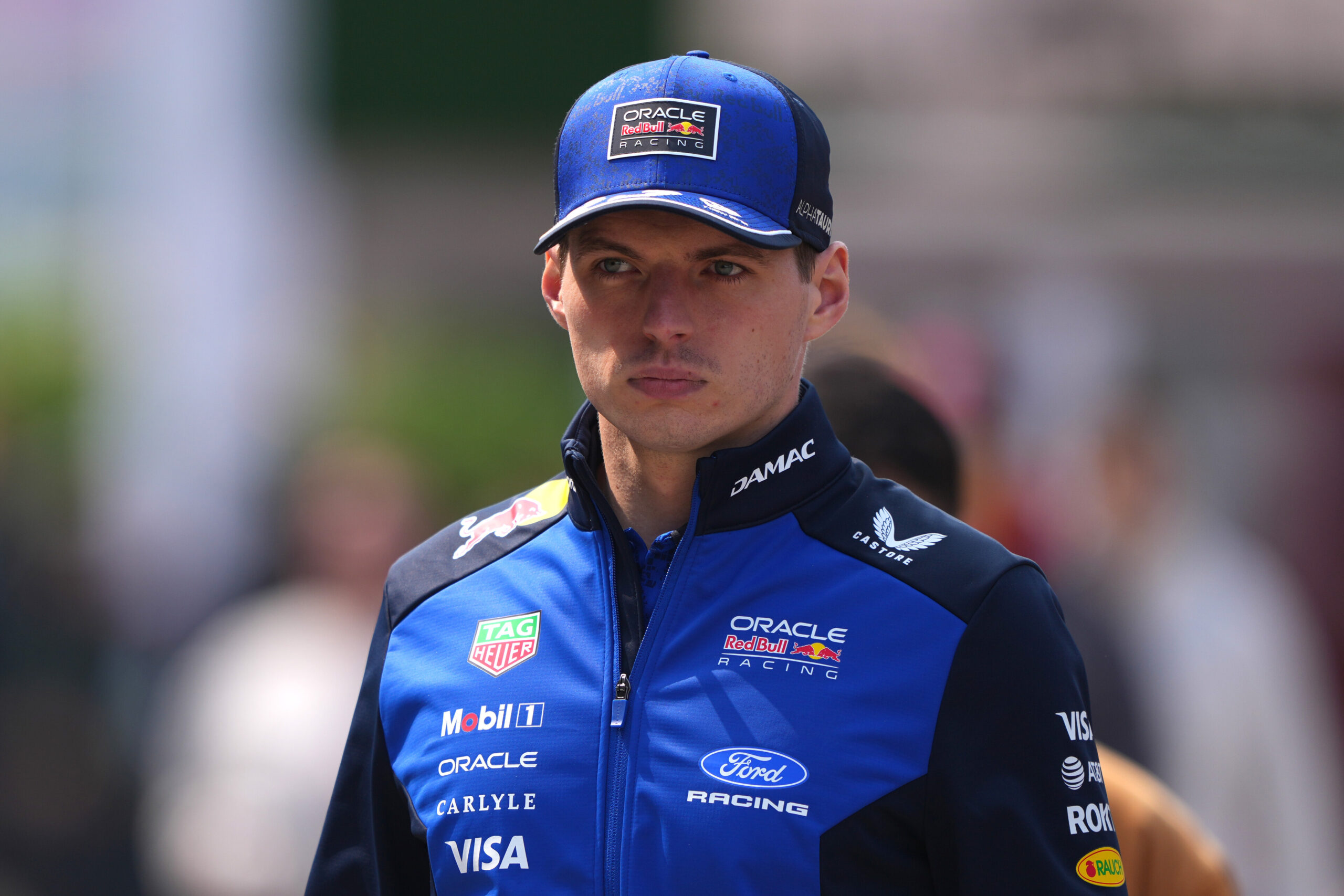 Verstappen reclama de largadas e desgaste de pneus na China: “Pilotei até onde deu”