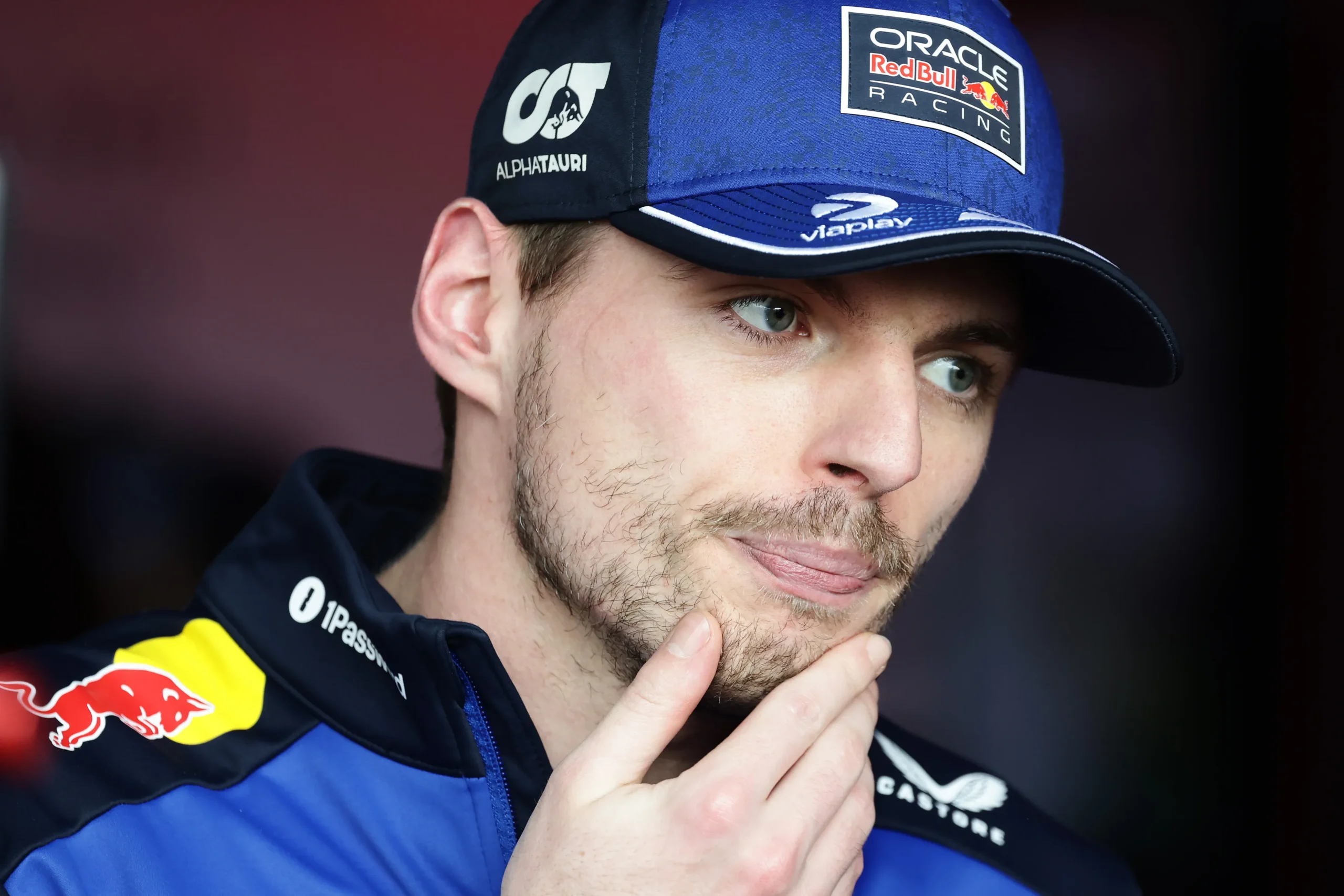 Verstappen critica la carrera «poco auténtica» en Japón: «Imposible usar la batería»