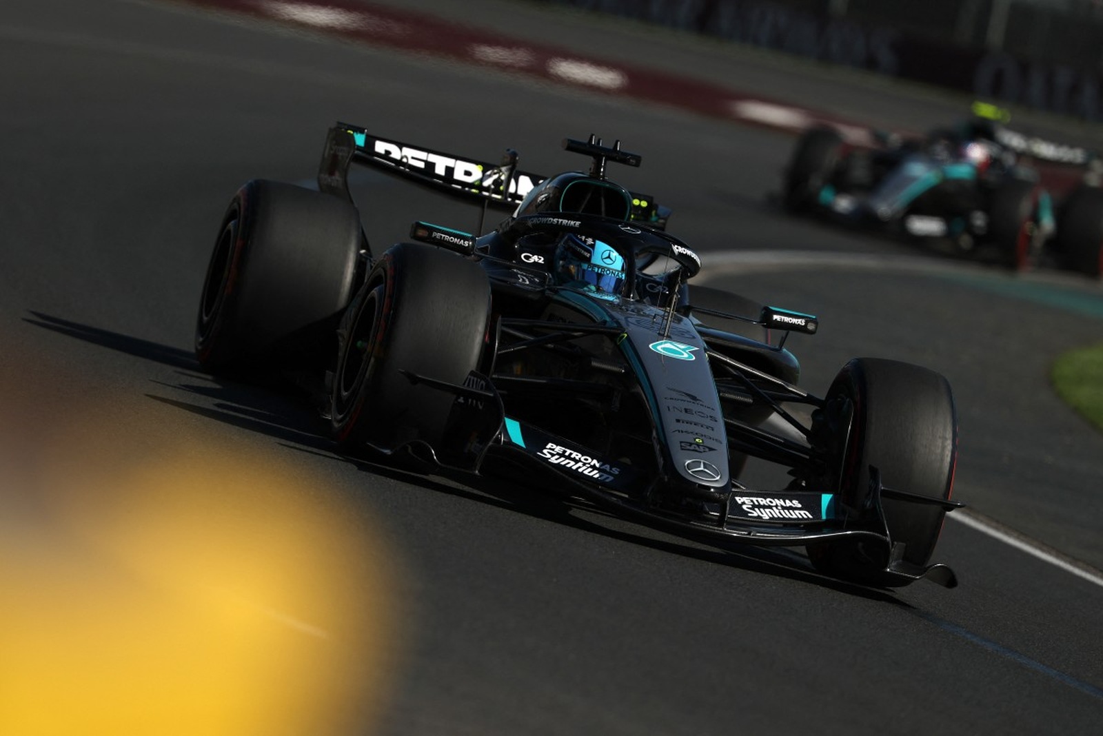 Russell celebra “passo positivo” da Mercedes no TL2 e prevê grid equilibrado na Austrália